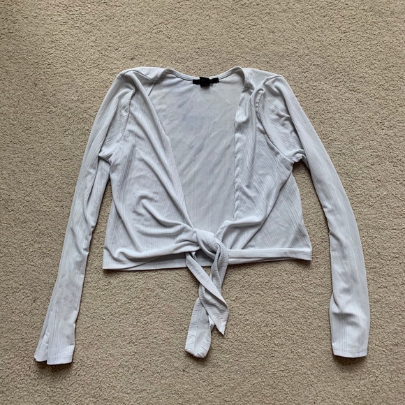 White wrap tie shirt - Picture 1 of 3